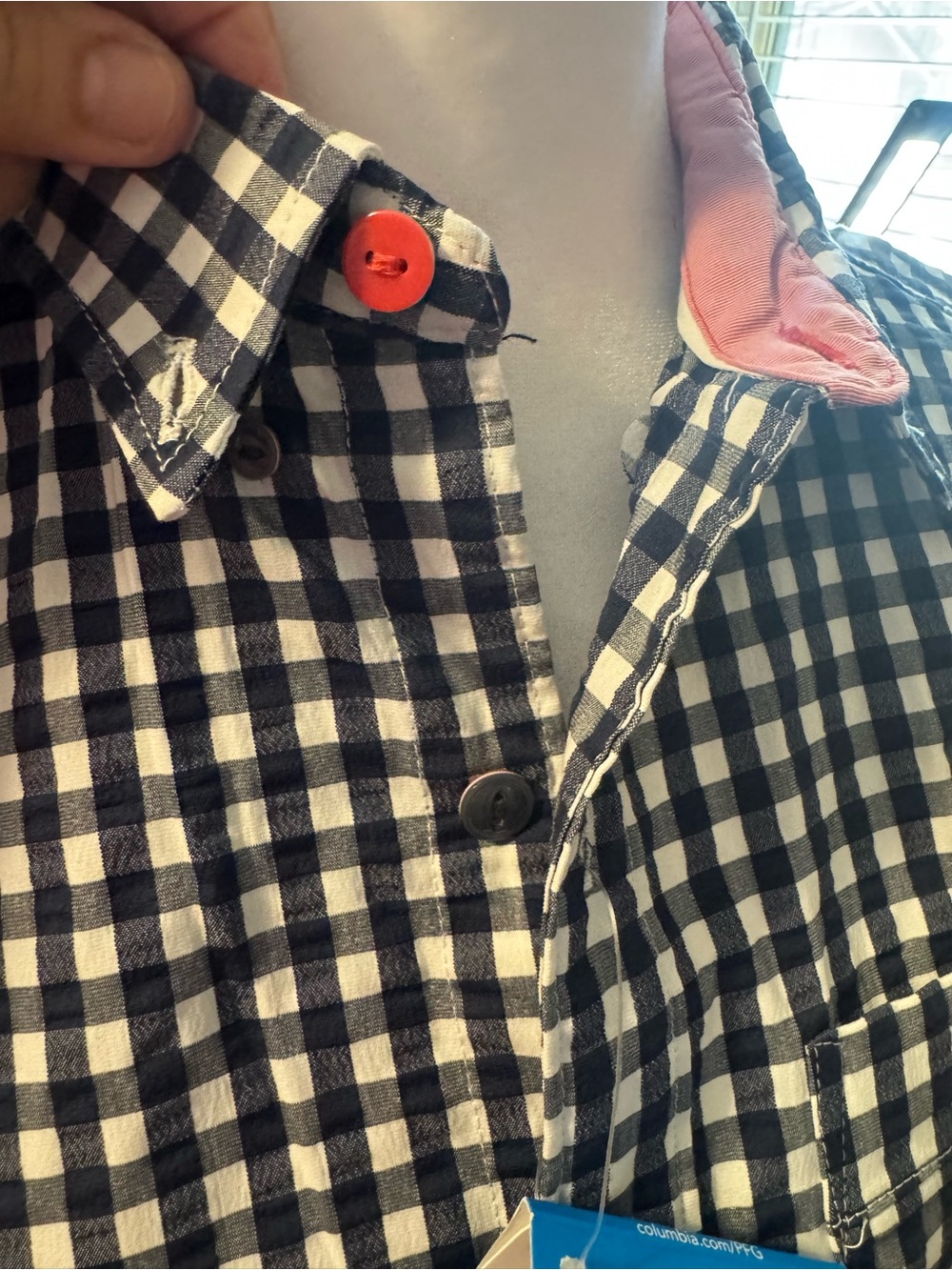 Columbia Men’s fishing navy & White Gingham Short-Sleeve Button-Down Shirt - Picture 12 of 13